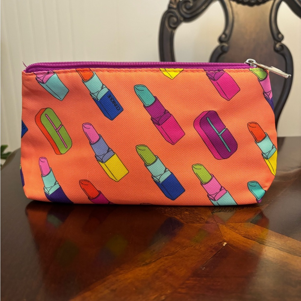Clinique makeup bag multicolor lipstick